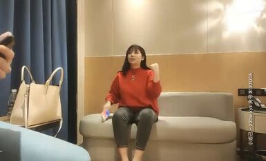 鸭哥2021.01.26换个口味约个巨乳坦克肉弹冲击撞击感十足