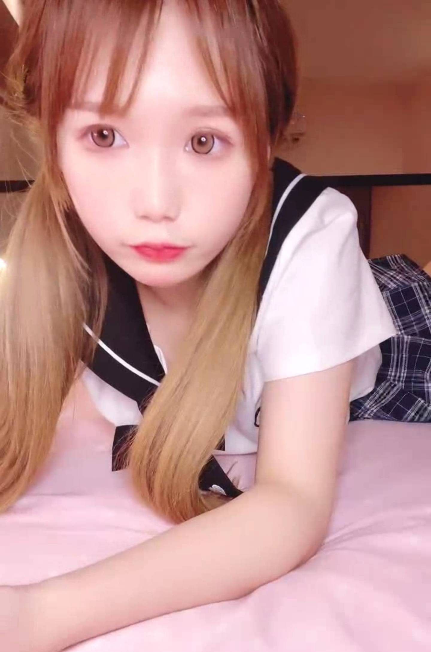 双马尾一线天萝莉音白虎小小欣