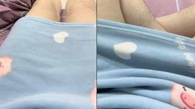 【女大学生宿舍内裤】，真实女生寝室，偷拍室友，厕所撒尿自慰聊八卦 02