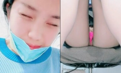 上班塞跳蛋的肉丝小姐姐叫出声来被客户听到 ：假如说，发不到你自己去拿一下，嘈杂的同事声音