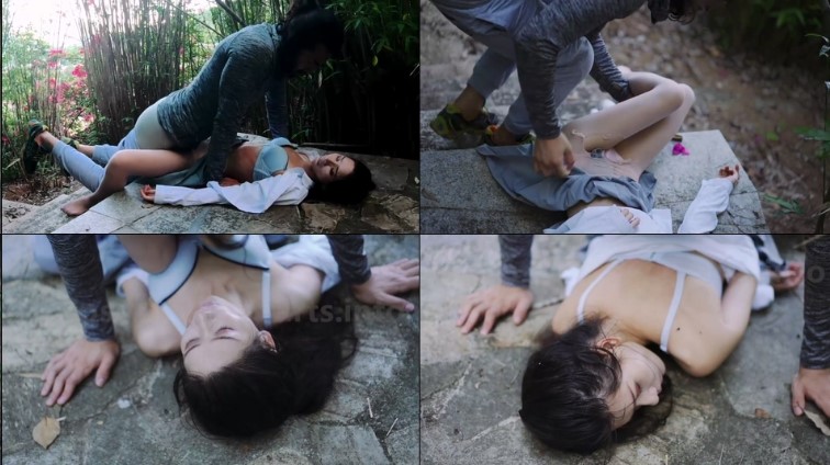 最新剧情制作《尾行》猥琐男尾行清纯美少女 林间小路干晕直接就给操了 画面感十足 高清720P原版