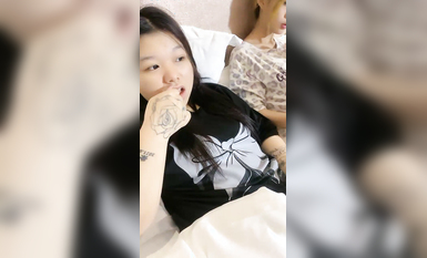 核彈！兩個學生被幹了~20小時~【電競少女】都快乾哭了~！！qc1 (1)