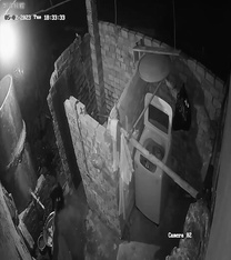 私房最新流出2023 黑客破解攝像頭偷拍 多場合家庭宿舍廁所更衣洗澡 (22)