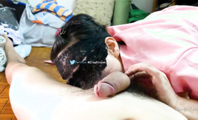 萬人求購P站女族性愛專家，極品反差騷妻【靜芸】解鎖私拍，靈活長舌性感少婦的頂級口交侍奉，啪啪啪全自動榨精機 (1)