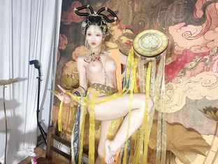 超爆款推特女神『钛合金TiTi』最新内部私拍_极品玉妃旗袍_爆乳近景_露点露脸(3)