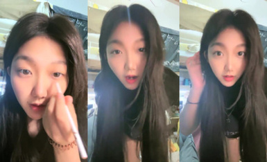 推薦！正宗G奶大學生【班長大人】宿舍酒店樓梯道廁所自慰，極品反差眼鏡婊，玩得真是瘋狂 (9)