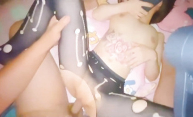 巨乳黑絲美女【一隻小嚶嚶】大奶子白虎粉鮑魚 在家被小哥哥無套內射