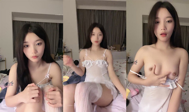 2024年3月，四川小美女，明星級別【小米粥粥】憂郁的眼神，讓大哥們著迷，一晚上禮物亂飛牛逼了 (8)