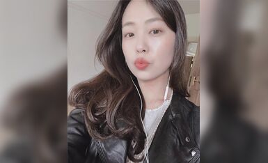 风韵犹存的魔都白领反差婊lydia大尺度性爱私拍流出-疯狂骑乘-深喉速裹-高清私拍720P版