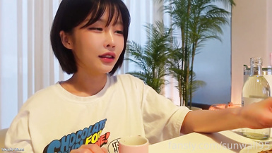 韓國女團模特sunwall95 吃飽喝足之後，性慾就來了