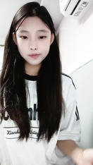 【小草莓真好吃】美乳大學生 摳逼揉奶裸舞自慰 (2)