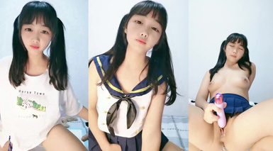 雙馬尾學生嫩妹【甜甜圈】掰穴自慰 粉嫩鮑魚 (7)