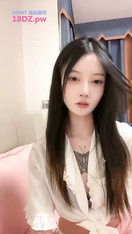 極品平模女神搔首弄姿扣穴手淫色誘炮友無套騎乘內射／巨乳淫蕩禦姐舔逗肉棒各種體位激烈啪啪淫液氾濫等 04