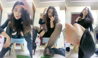 高顏值絲足御姐@豆滿月 辱罵榨精作合集 (3)