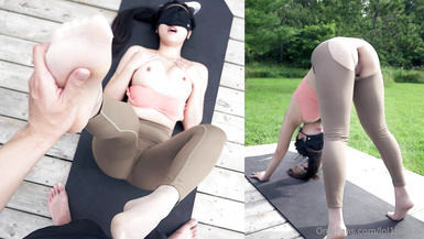 【下面有跟棒棒糖_loliiiiipop99】極品蜜桃臀母狗啪啪合集 (15)