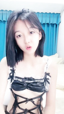 新人主播  超級粉嫩的校花級主播源源 舌釘口交 剛下海就跪在馬桶上被操，道具調教，胸推，舌釘小嘴性感口交，各種姿勢爆操 (16)