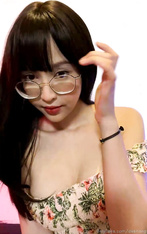 萬狼求檔OnlyFans斯文眼鏡反差小姐姐【deerlong】私拍合集,極品中的極品天生的肉便器,純情少女展現精湛口活兒口爆吞精 (34)