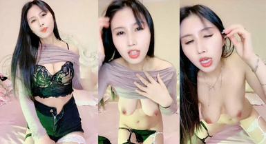 性感美女騷貨！吊帶黑白絲襪！講故事被姐夫操，騷話不斷狂扣穴，從下往上視角扣弄