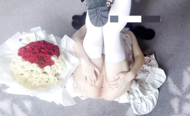 萝莉小s,操完把精液射在鞋子上舔干净