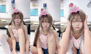 05年可愛小蘿莉 玉米mm 直播大秀絲襪美腿，自慰噴水 粉嫩小穴 (8)